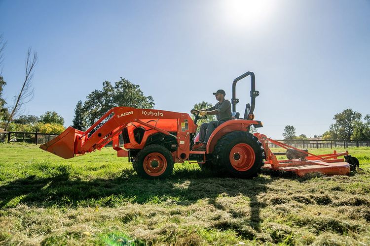 Kubota L4802HST Compact Tractor