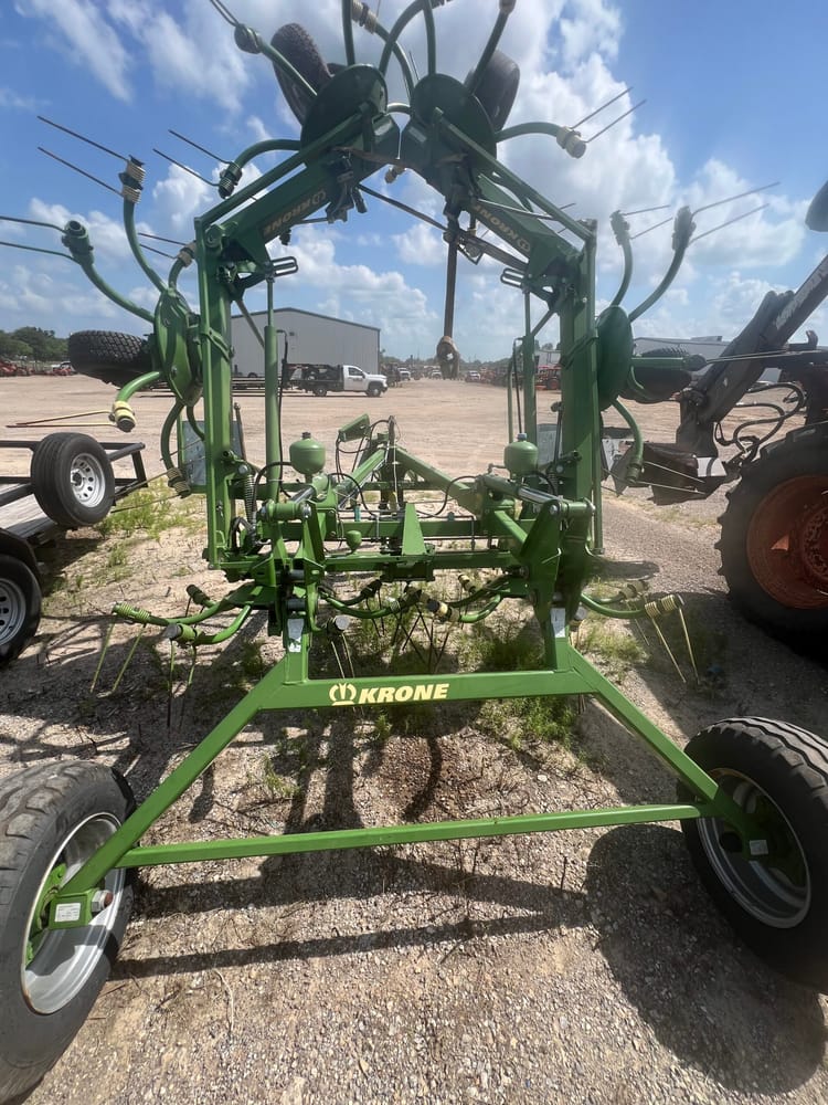 Used Krone KWT 7.82/6X7′ Rotary Tedder
