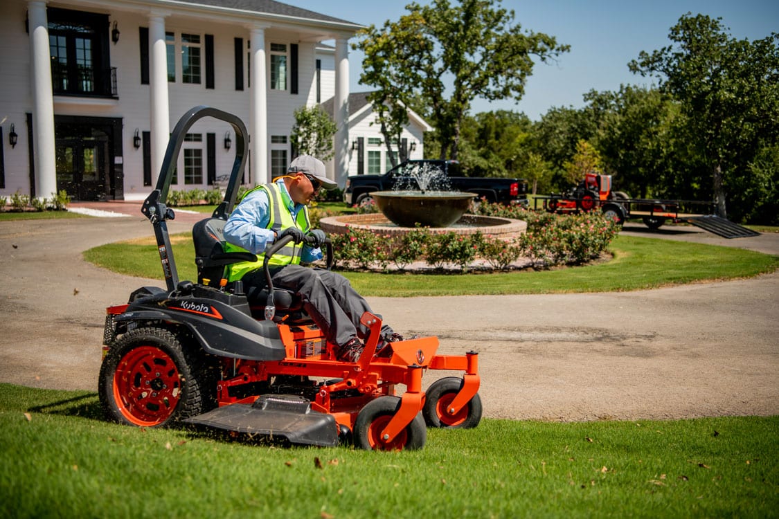 Kubota Z422KW-54 Zero-Turn Lawnmower - Pittsburg Tractor